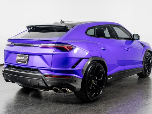 Used 2024 Lamborghini Urus Performante image 11