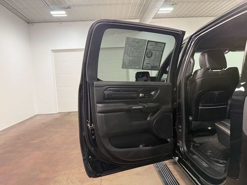 Used 2022 RAM 1500 Limited w/ Body-Colour Bumper Group AWD/4WD image 47