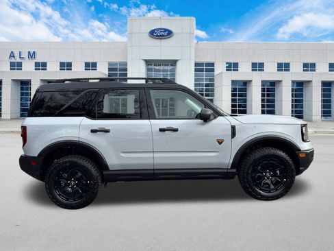 New 2026 Ford Bronco Sport Badlands w/ Sasquatch Badlands Package AWD/4WD image 5
