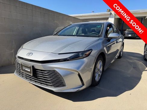 Certified 2025 Toyota Camry LE FWD image 3