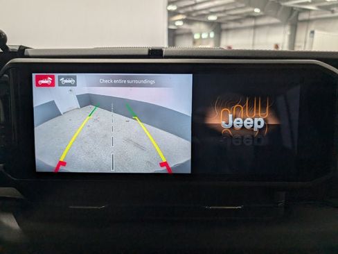 Used 2024 Jeep Wrangler Unlimited Rubicon 392 AWD/4WD image 27