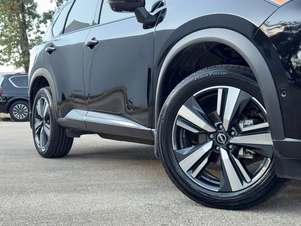 Certified 2023 Nissan Rogue SL w/ SL Premium Package FWD image 2