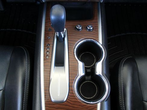 Used 2017 Nissan Pathfinder Platinum image 20