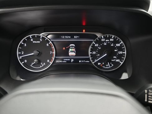 Used 2025 Nissan Rogue SV FWD image 14