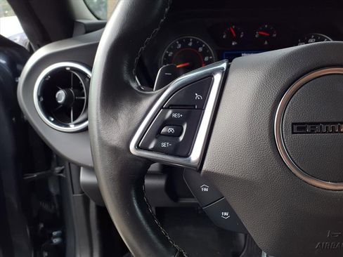 Used 2023 Chevrolet Camaro LT w/ Technology Package image 16