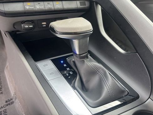 Used 2023 Hyundai Elantra SEL w/ Cargo Package image 24