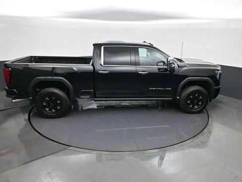 Used 2025 GMC Sierra 2500 Denali Ultimate image 16
