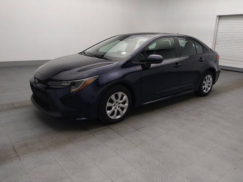 Used 2022 Toyota Corolla LE FWD image 2
