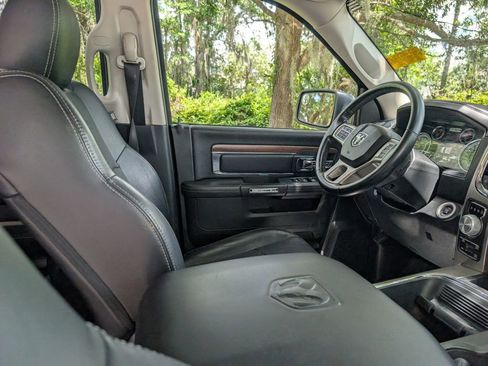 Used 2016 RAM 1500 Laramie w/ Convenience Group AWD/4WD image 11