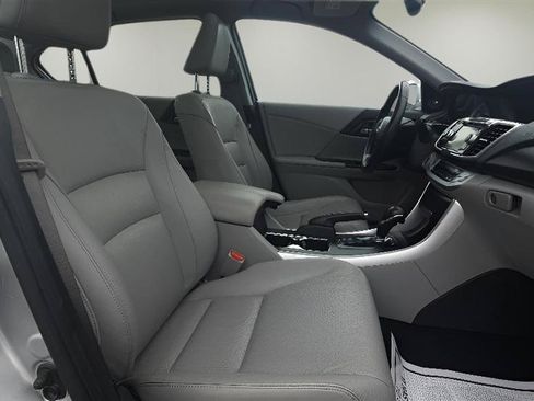 Used 2015 Honda Accord EX-L image 28