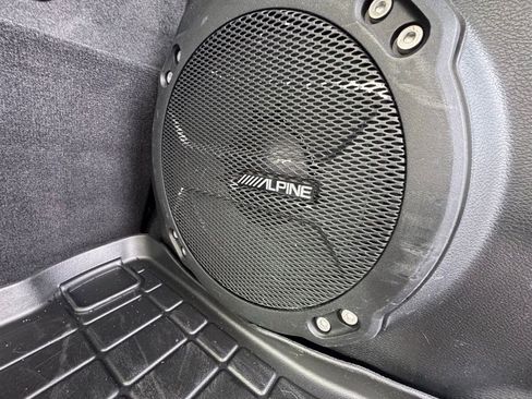 Used 2021 Jeep Wrangler Unlimited Sahara image 33