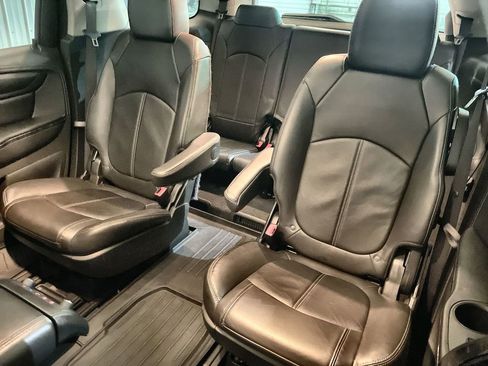 Used 2017 GMC Acadia Limited SLT image 23