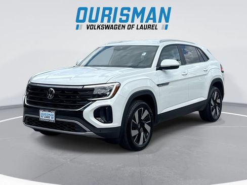 Used 2024 Volkswagen Atlas Cross Sport SE AWD/4WD image 1