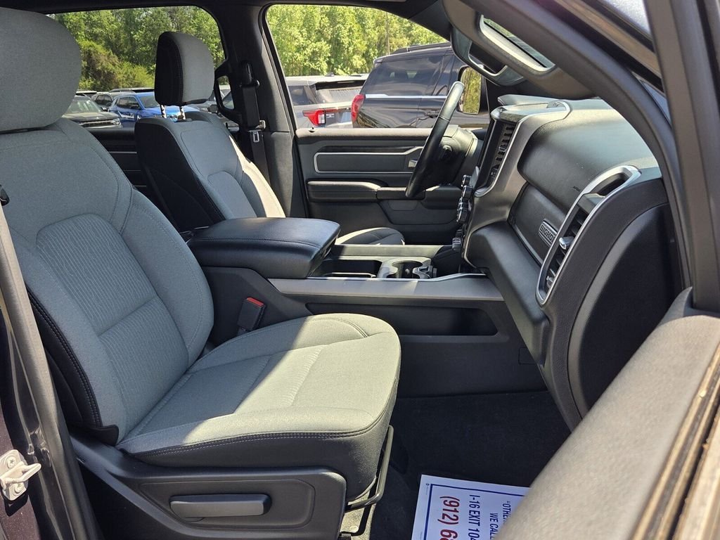 Used 2021 RAM 1500 Big Horn AWD/4WD image 14
