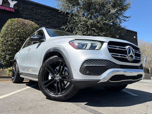 Used 2020 Mercedes-Benz GLE 350 4MATIC w/ Premium Package image 8