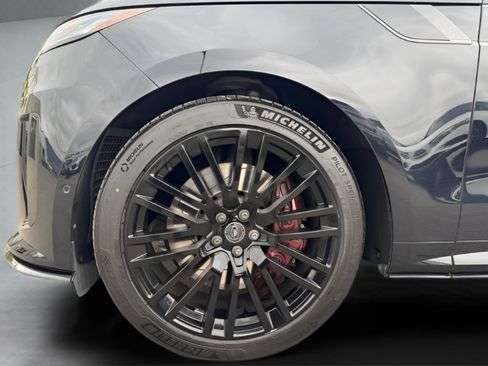 Certified 2025 Land Rover Range Rover Sport SV Edition Two AWD/4WD image 36