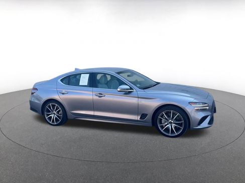 Used 2024 Genesis G70 2.5T image 2