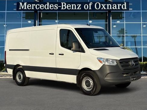 Used 2026 Mercedes-Benz Sprinter 2500 image 2