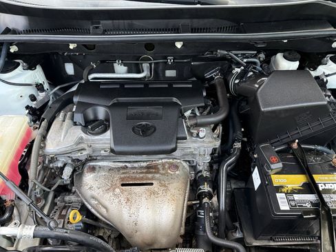 Used 2013 Toyota RAV4 Limited AWD/4WD image 20