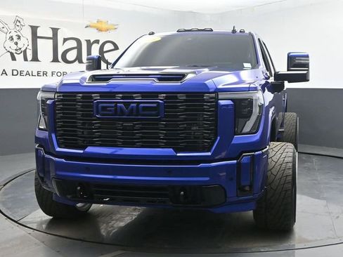 Used 2025 GMC Sierra 2500 Denali w/ Denali Reserve Package AWD/4WD image 7