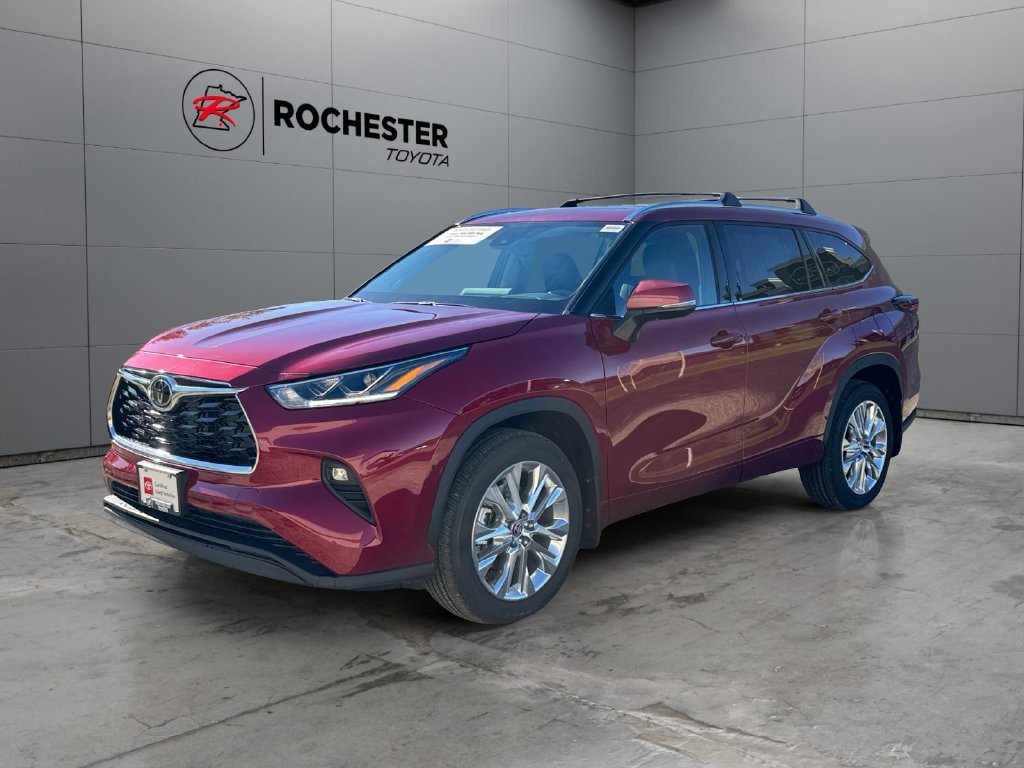 Certified 2026 Toyota Highlander Limited AWD/4WD image 7