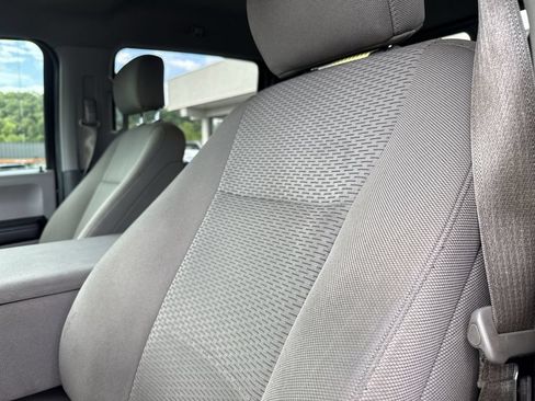 Used 2019 Ford F150 XLT w/ Equipment Group 302A Luxury AWD/4WD image 9