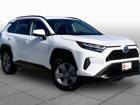 Certified 2024 Toyota RAV4 XLE AWD/4WD image 3