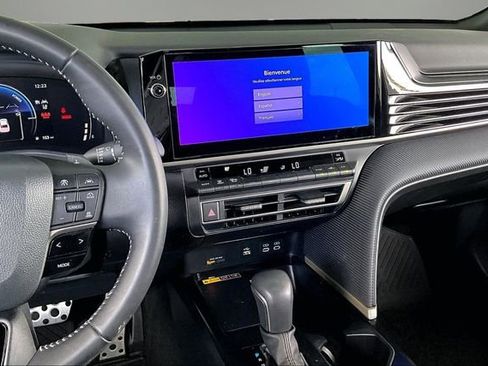 Used 2025 Toyota Camry SE w/ Multimedia Upgrade Package FWD image 9
