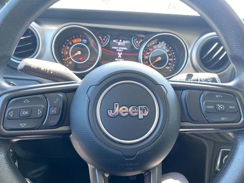 Used 2021 Jeep Wrangler Unlimited Sport image 14