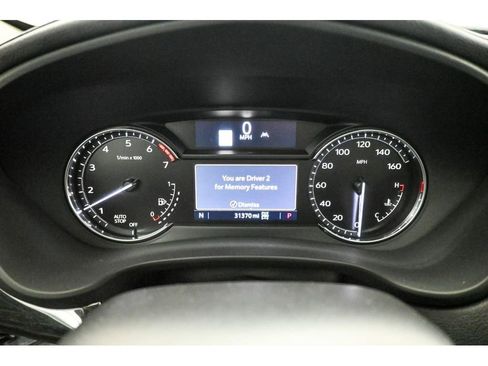 Certified 2022 Cadillac XT4 Premium Luxury w/ Enhanced Visibility Package AWD/4WD image 15
