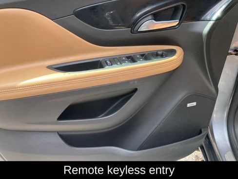 Used 2019 Buick Encore Essence w/ Experience Buick Package AWD/4WD image 13