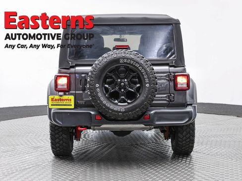 Used 2023 Jeep Wrangler Unlimited w/ Cold Weather Group AWD/4WD image 6