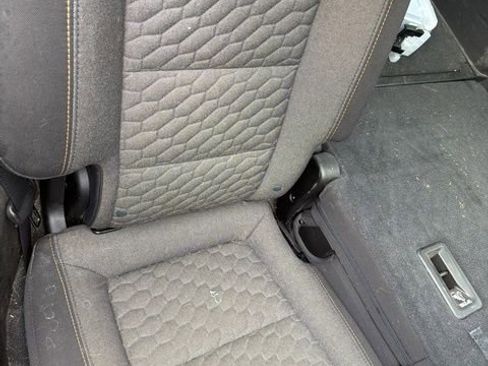 Used 2018 Chevrolet Equinox LT w/ Sun & Infotainment Package image 15