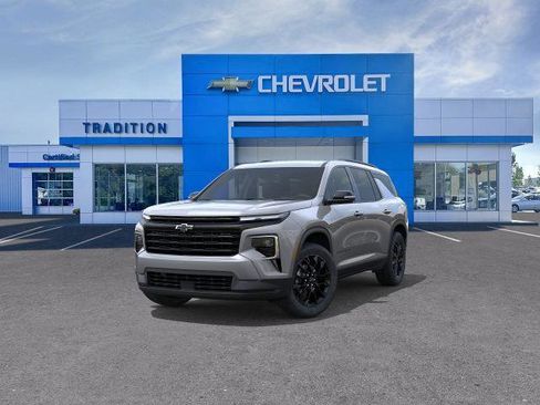 New 2026 Chevrolet Traverse LT w/ Midnight/Sport Edition image 8