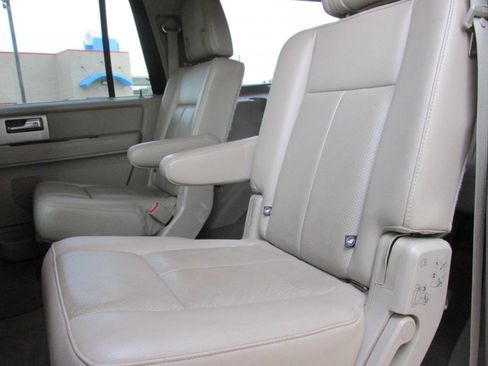 Used 2014 Ford Expedition EL Limited image 18