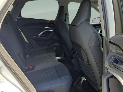 New 2025 Audi Q5 Premium Plus image 37