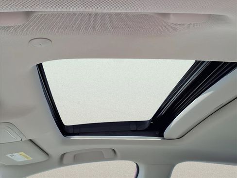 New 2025 Honda Accord SE image 14