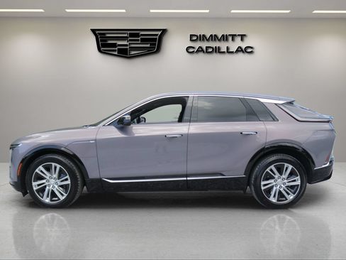 Certified 2024 Cadillac Lyriq Tech RWD image 8