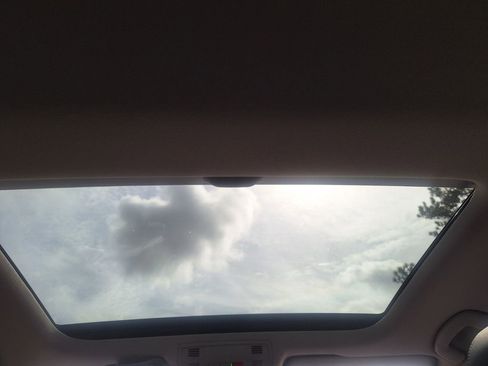 New 2026 Volkswagen Jetta SE image 21