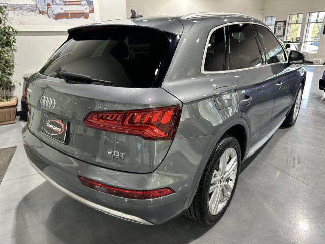 Used 2018 Audi Q5 2.0T Premium Plus w/ Premium Plus Package AWD/4WD image 2