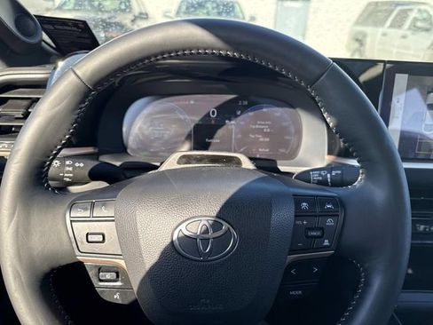 Used 2024 Toyota Crown Limited w/ Advanced Technology Package image 36