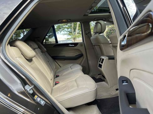 Used 2013 Mercedes-Benz ML 350 2WD image 25