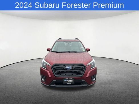Used 2024 Subaru Forester Premium AWD/4WD image 16