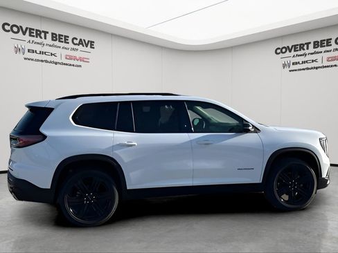 New 2026 GMC Acadia Elevation image 9