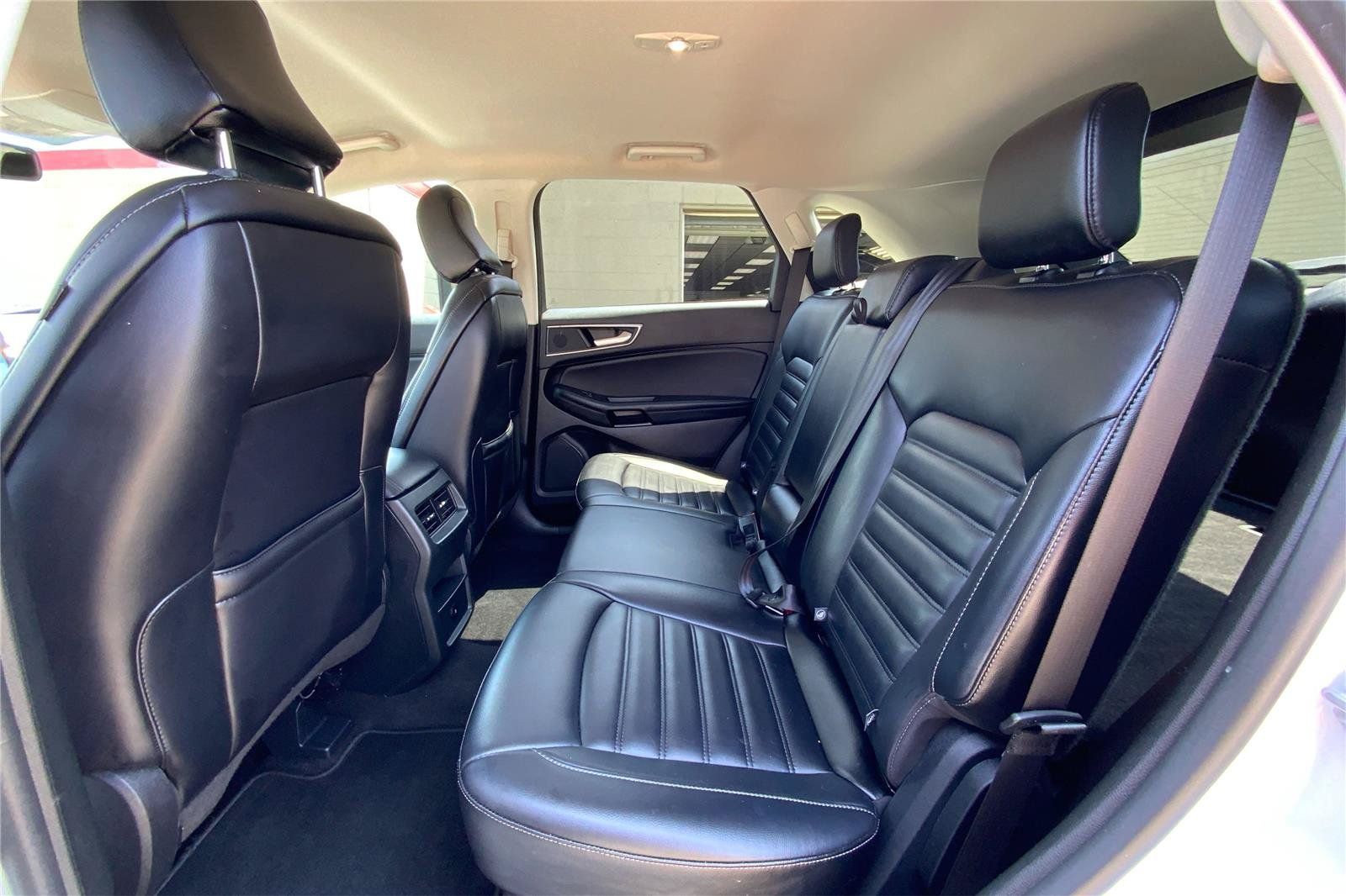 Used 2024 Ford Edge SEL AWD/4WD image 11