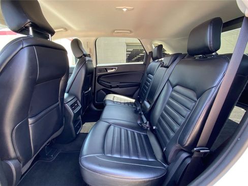 Used 2024 Ford Edge SEL AWD/4WD image 11