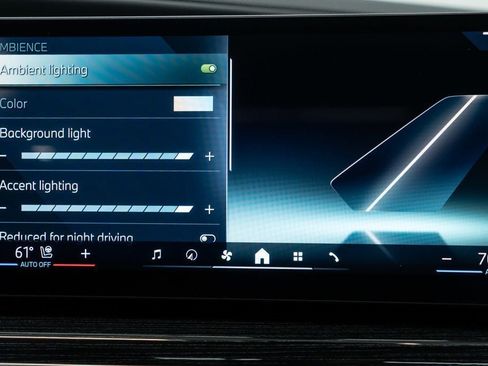 Used 2025 BMW 740i xDrive AWD/4WD image 26