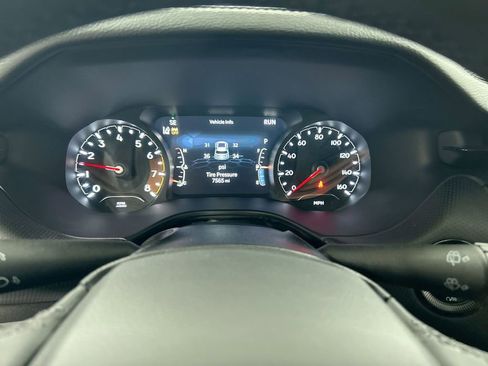 Used 2024 Jeep Compass Latitude w/ Convenience Group image 13