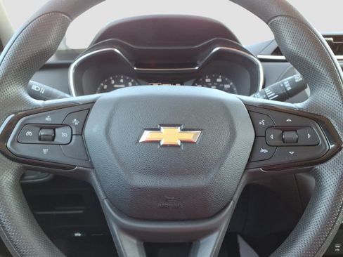 Used 2023 Chevrolet TrailBlazer LT FWD image 23