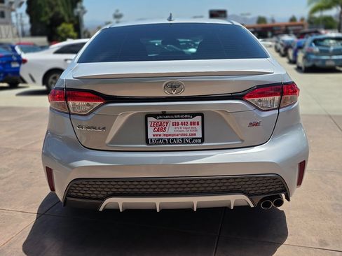 Used 2021 Toyota Corolla SE w/ Carpet Mat Package (TMS) FWD image 11
